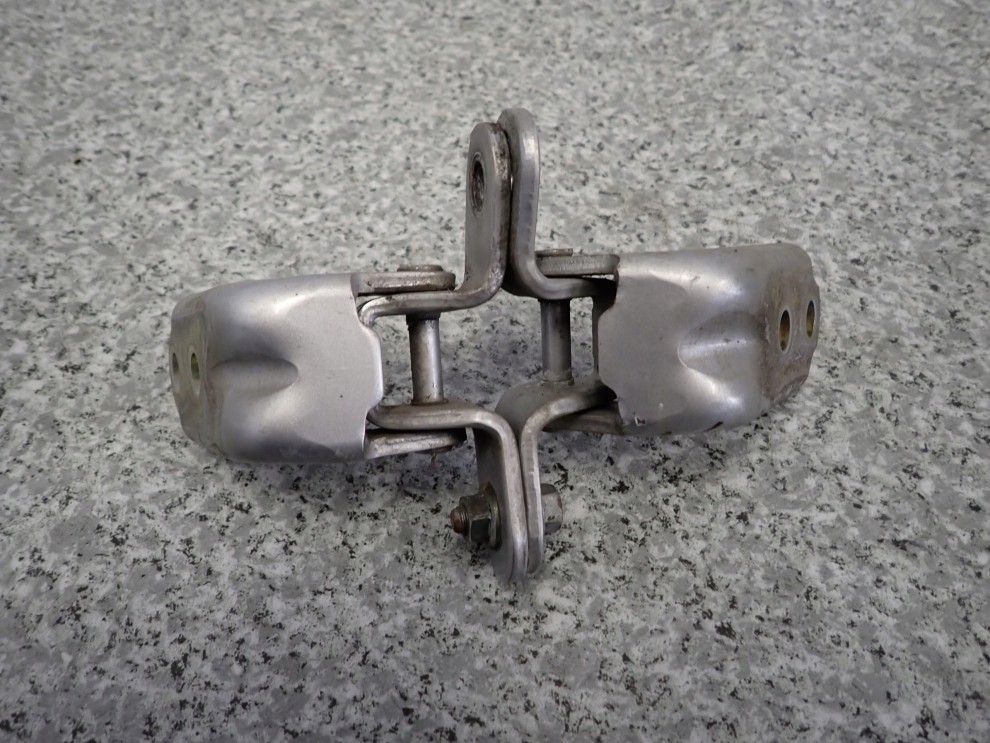 HYUNDAI SONATA V 05-09 ZAWIASY DRZWI PRZEDNIE PRAWE 4/4