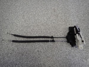 HYUNDAI SONATA V 05-09 ZAMEK DRZWI PRZEDNI PRAWY