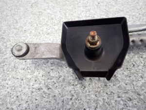 SUZUKI CELERIO 14-19 MECHANIZM WYCIERACZEK PRZÓD 2/6 MINIATURA
