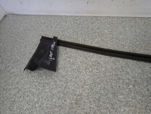 MITSUBISHI COLT CC CABRIO 04- CZ3 LISTWA DRZWI LEWA PARAPET 7/8 MINIATURA