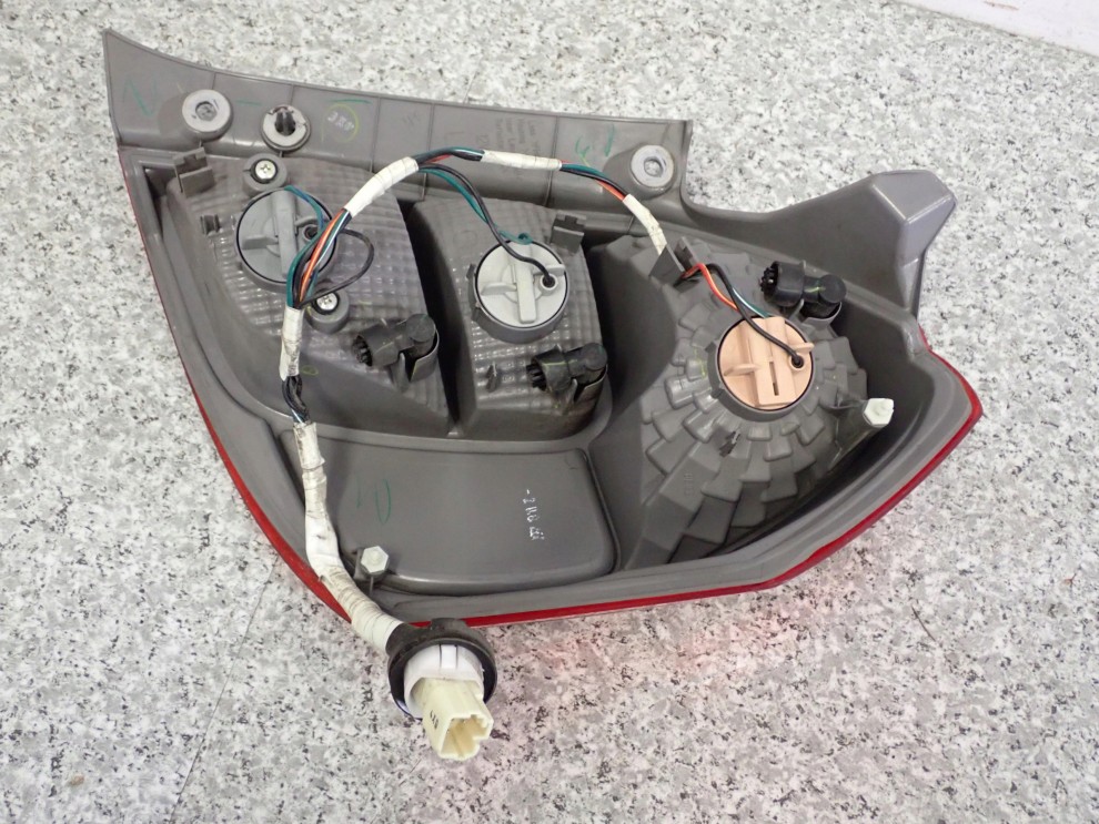 SUZUKI CELERIO 14-19 LAMPA TYLNA LEWA EUROPA 7/7