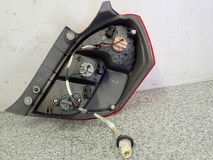SUZUKI CELERIO 14-19 LAMPA TYLNA LEWA EUROPA 5/7 MINIATURA