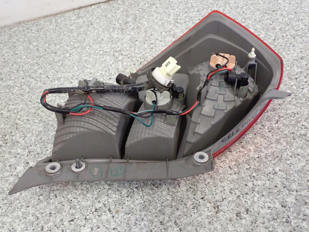 SUZUKI CELERIO 14-19 LAMPA TYLNA PRAWA EUROPA 8/9