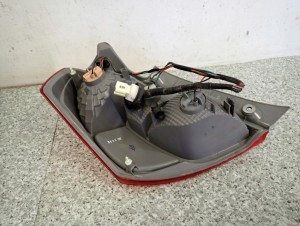 SUZUKI CELERIO 14-19 LAMPA TYLNA PRAWA EUROPA 7/9 MINIATURA