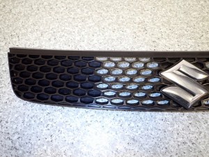 SUZUKI SWIFT 07-09 ATRAPA WLOTU POWIETRZA GRILL 2/6 MINIATURA