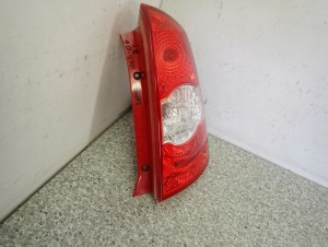 LACETTI NUBIRA KOMBI 03- LAMPA TYLNA PRAWA EUROPA 4/7 MINIATURA