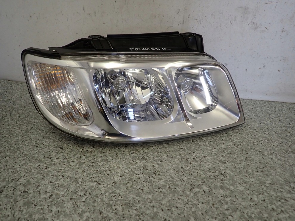 HYUNDAI MATRIX 05-07 LAMPA PRZEDNIA PRAWA REFLEKTOR EUROPA 8/9