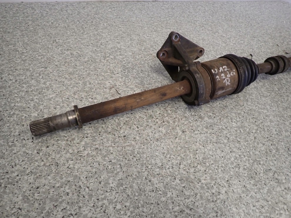 NISSAN PRIMERA P12 W12 2.2 dCi 02-07 PÓŁOŚ PRZEDNIA PRAWA 2/6