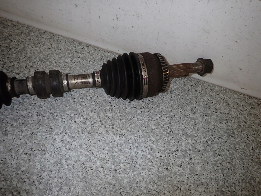 NISSAN PRIMERA P12 02-07 1.9 DCI PÓŁOŚ LEWA 4/4