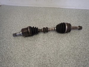 NISSAN PRIMERA P12 02-07 1.9 DCI PÓŁOŚ LEWA