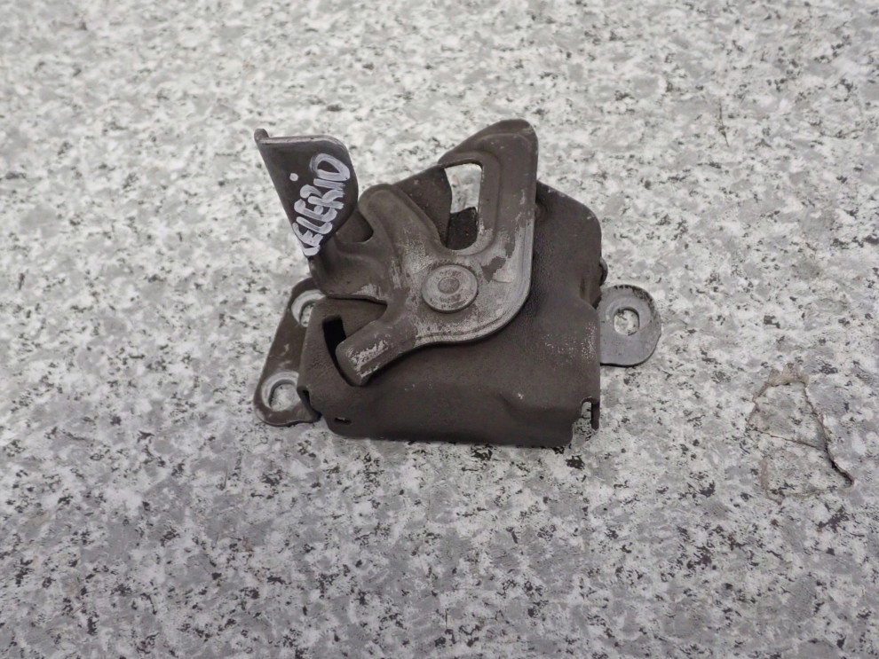SUZUKI CELERIO 14-19 ZAMEK MASKI 1/4