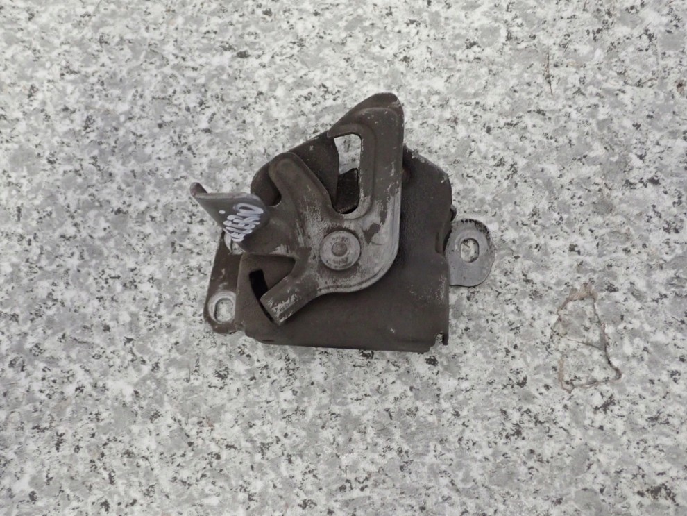 SUZUKI CELERIO 14-19 ZAMEK MASKI 3/4