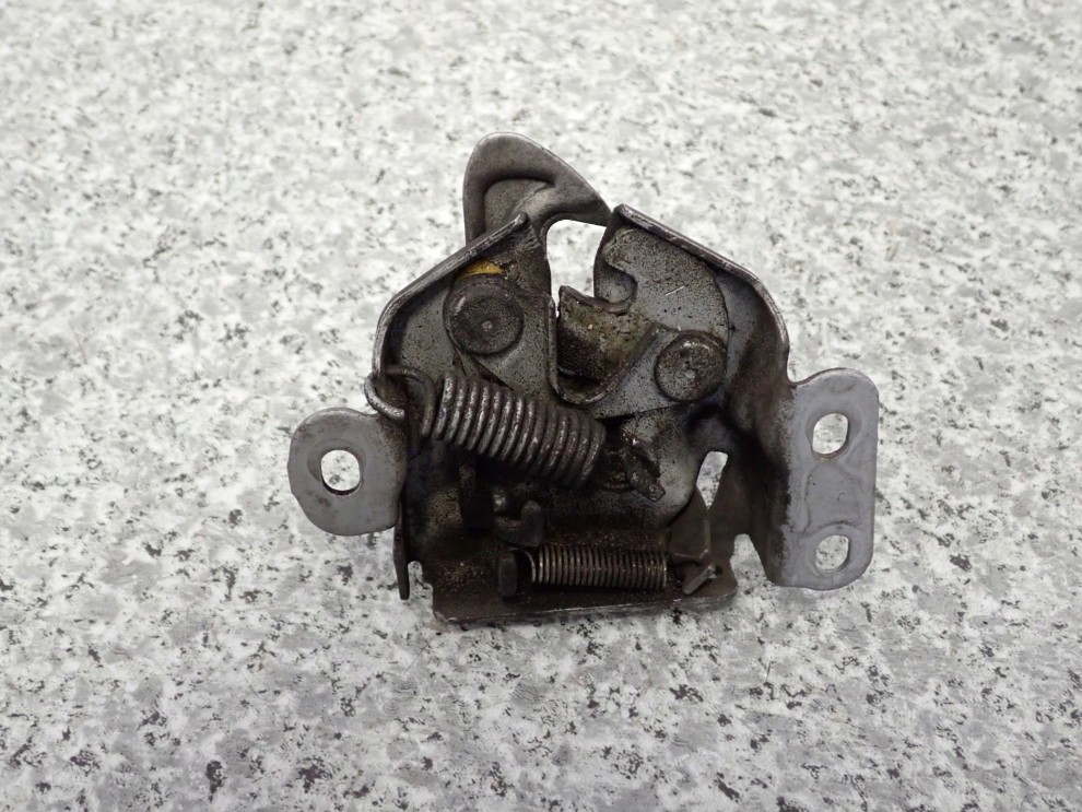 SUZUKI CELERIO 14-19 ZAMEK MASKI 4/4