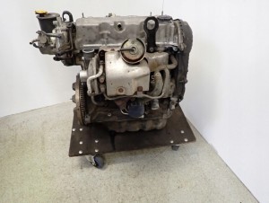 MAZDA 626 PREMACY 323 BJ RF2 2.0 DITD SILNIK MOTOR 7/10 MINIATURA
