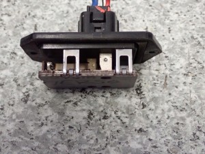 TOYOTA VERSO 09-13 REZYSTOR DMUCHAWY 12K-520 2/3 MINIATURA