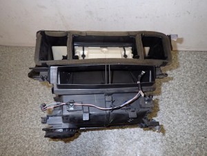 TOYOTA VERSO 09-13 OBUDOWA NAGRZEWNICY EUROPA 4/8 MINIATURA