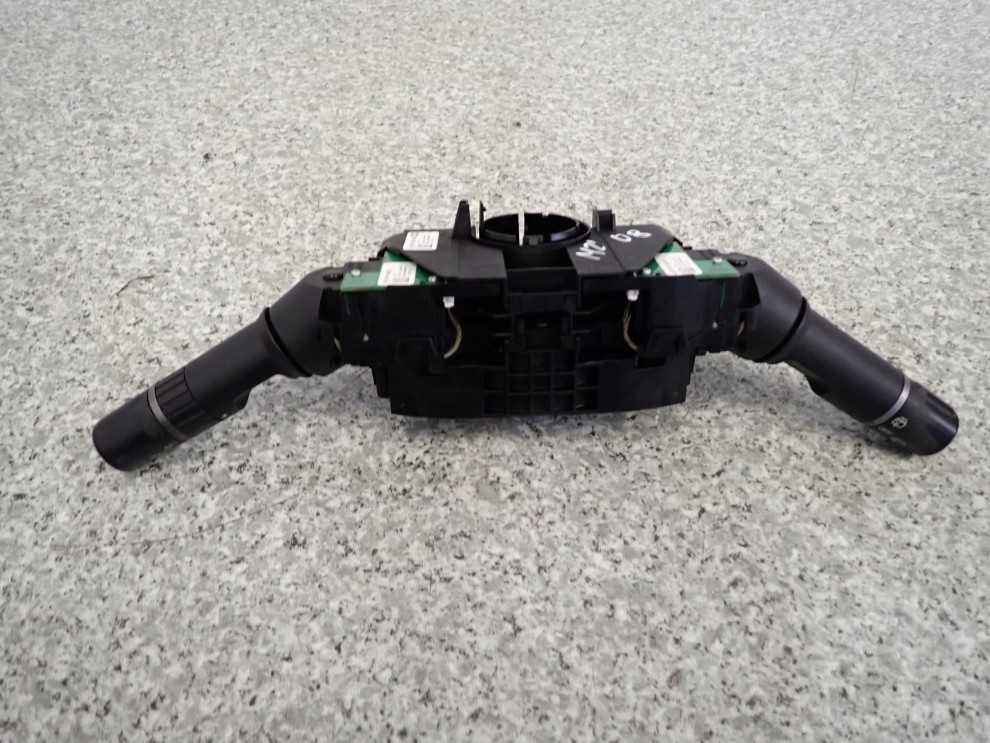MAZDA2 MAZDA 2 08- DE PRZEŁĄCZNIK ZESPOLONY ŚWIATEŁ WYCIERACZEK 4/7