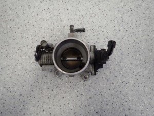 HYUNDAI MATRIX 02-10 1,6i PRZEPUSTNICA 35170-22600 2/5 MINIATURA