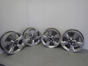 HYUNDAI i40 FELGI ALUMINIOWE 7JX16 KOMPLET 4 SZT