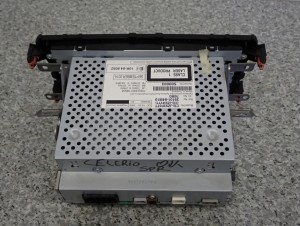 SUZUKI CELERIO 14-19 RADIO FABRYCZNE 39101-84M10 3/6 MINIATURA