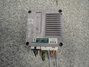 SUZUKI SWIFT 1.3i 04-09 STEROWNIK SKRZYNI BIEGÓW AUTOMAT