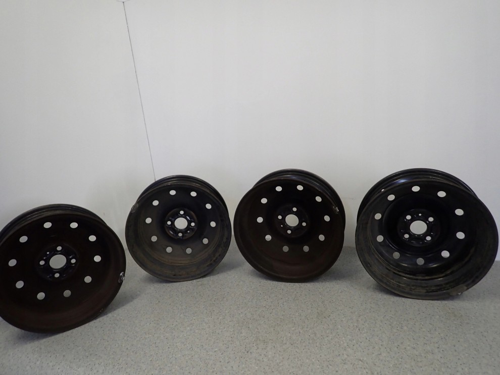 SUZUKI SWIFT MK7 10- FELGI STALOWE KOMPLET 15\