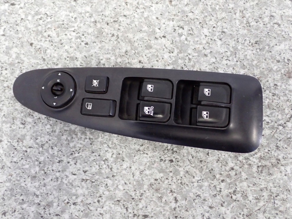 KIA SHUMA II 01-05 PANEL SZYB PRZEDNI LEWY 2/7