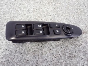 KIA SHUMA II 01-05 PANEL SZYB PRZEDNI LEWY 4/7 MINIATURA