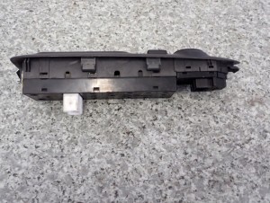 KIA SHUMA II 01-05 PANEL SZYB PRZEDNI LEWY 5/7 MINIATURA