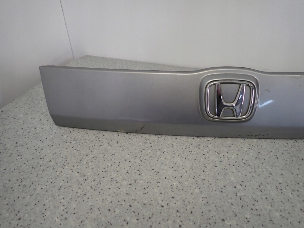 HONDA JAZZ II 02-07 LISTWA TYLNEJ KLAPY NH642M 3/9