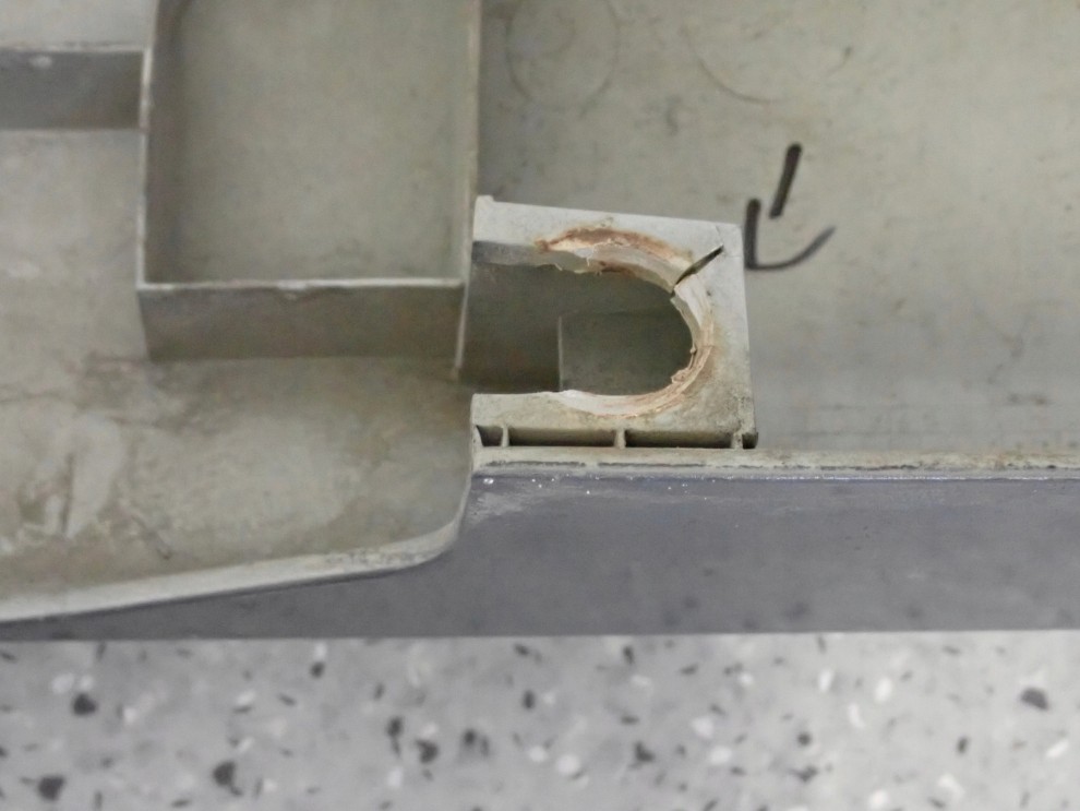 HONDA JAZZ II 02-07 LISTWA TYLNEJ KLAPY NH642M 9/9