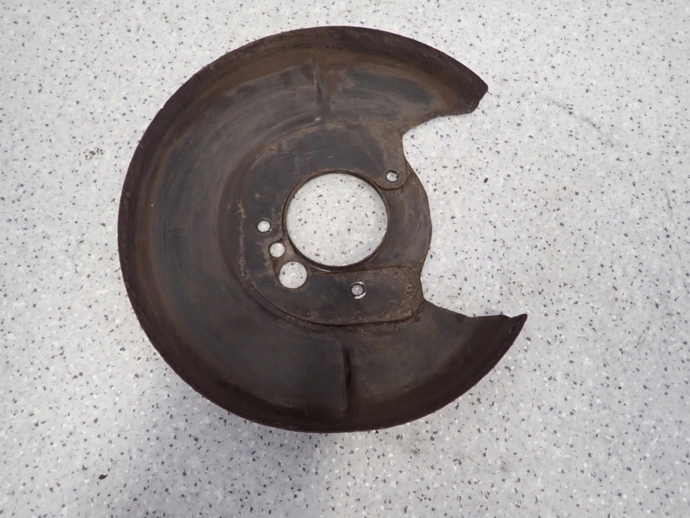 NISSAN ALMERA TINO 00-05 TARCZA KOTWICZNA TYLNA PRAWA 1/5