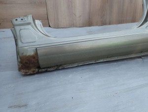 KIA SOUL I 09- PRÓG LEWY IM 7/12 MINIATURA