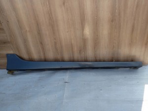 HYUNDAI i40 CW KOMBI 11-18 LISTWA PROGOWA PRAWA OSŁONA NAKŁADKA S6G