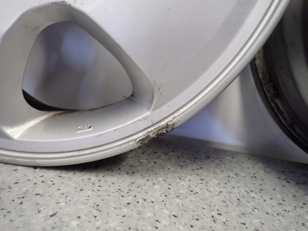 HYUNDAI ACCENT 00-05 MATRIX FELGI ALUMINIOWE 4x114.3 5.5J x 15 4/11