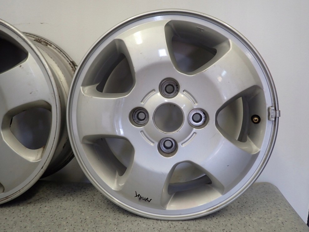 HYUNDAI ACCENT 00-05 MATRIX FELGI ALUMINIOWE 4x114.3 5.5J x 15 6/11