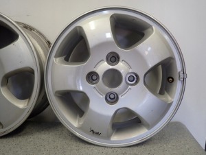 HYUNDAI ACCENT 00-05 MATRIX FELGI ALUMINIOWE 4x114.3 5.5J x 15 6/11 MINIATURA