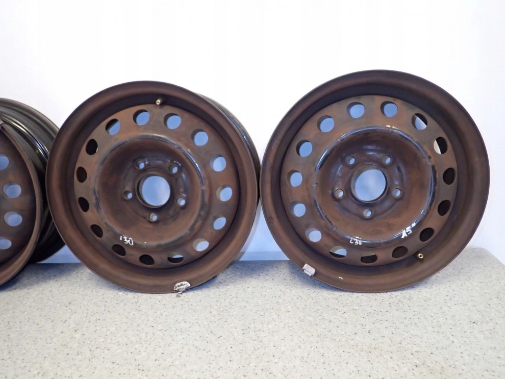HYUNDAI I30 07-11 FELGI STALOWE KOMPLET 15\' 3/5