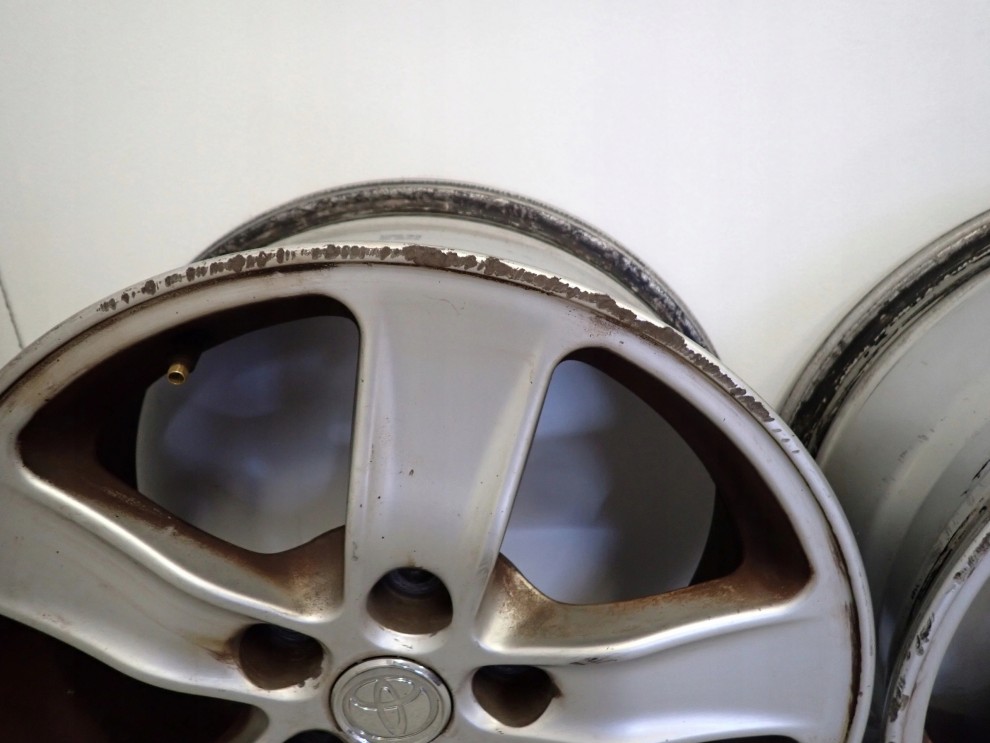 TOYOTA COROLLA VERSO 04-08 FELGI ALUMINIOWE KOMPLET 16\