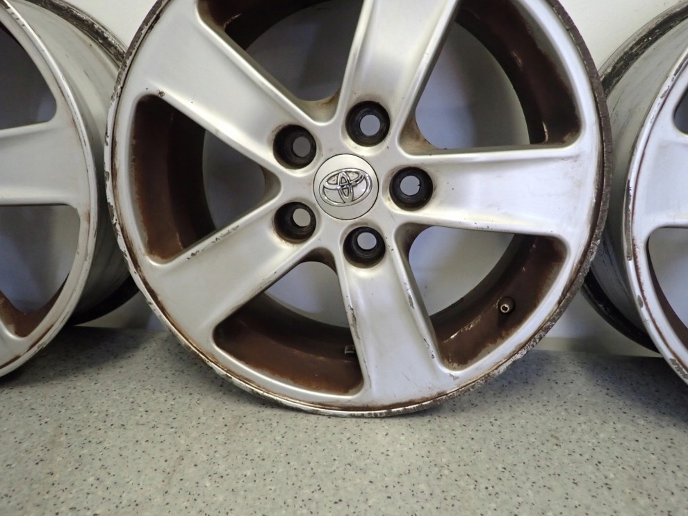 TOYOTA COROLLA VERSO 04-08 FELGI ALUMINIOWE KOMPLET 16\