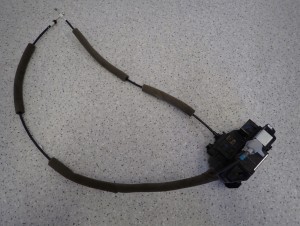 NISSAN PULSAR 14-18 ZAMEK DRZWI TYLNY PRAWY