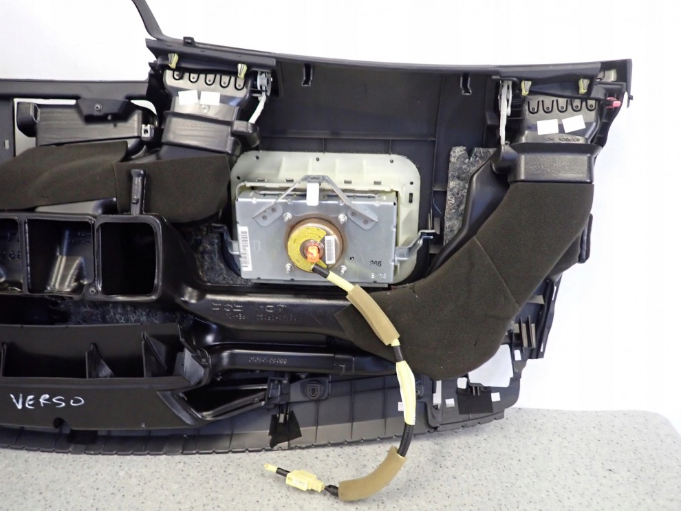 TOYOTA VERSO 2.0 D4D 09-13 PODUSZKI POWIETRZNE DESKA ROZDZIELCZA SRSY ZESTA 15/16