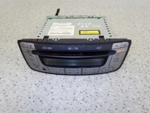 TOYOTA AYGO 06-12 RADIO ORYGINALNE RADIOODTWARZACZ 2/4 MINIATURA