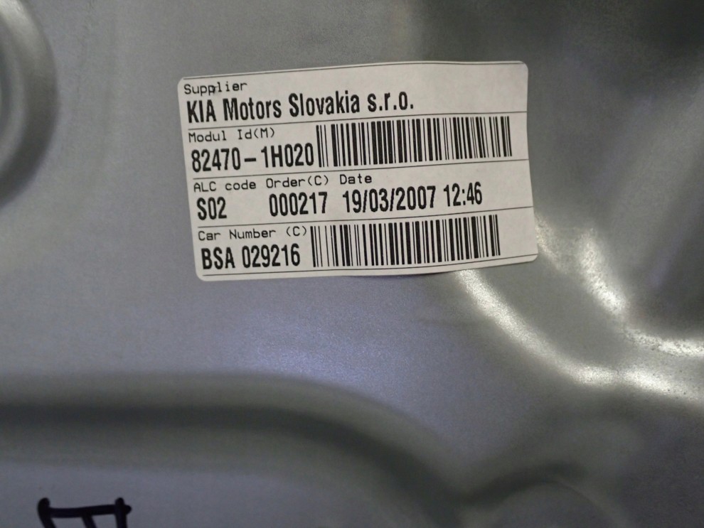 KIA CEED HATCHBACK 06- PODNOŚNIK SZYBY PRZEDNI LEWY 6 PINOWY 6/11