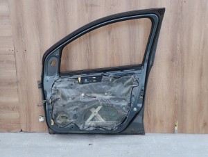 SUZUKI ALTO NISSAN PIXO 09- DRZWI PRZEDNIE PRAWE ZY4 10/13 MINIATURA