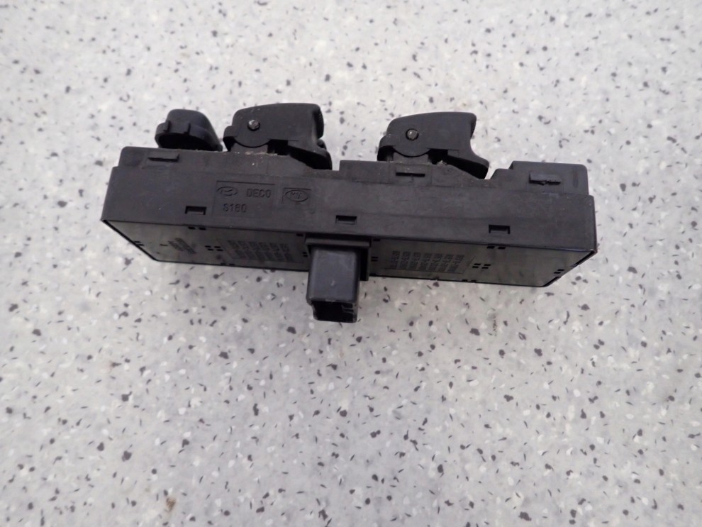 KIA RIO I 01-04 PANEL STEROWANIA SZYB PRZEDNI LEWY 4/6