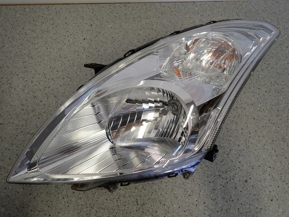 SUZUKI SWIFT MK7 10-16 REFLEKTOR PRZEDNI LEWY LAMPA PRZÓD 16/16
