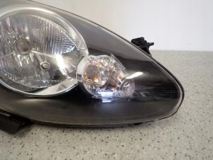 TOYOTA AYGO 06- REFLEKTOR PRAWY LAMPA PRZÓD PRAWA 3/11 MINIATURA