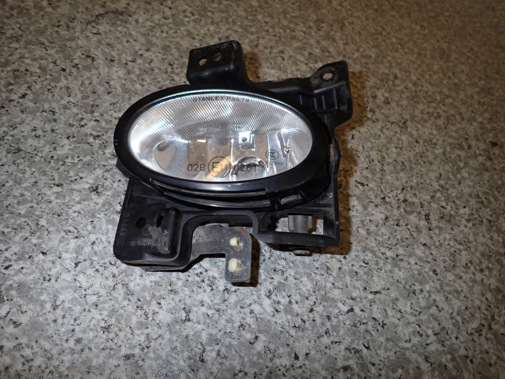 MAZDA 3 MAZDA3 BK LIFT 06-08 HALOGEN PRZEDNI LEWY 3/5