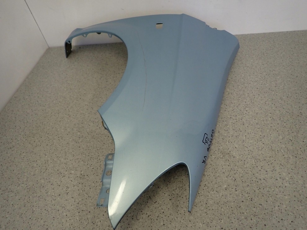 HYUNDAI GETZ 06- BŁOTNIK PRZEDNI PRAWY 2B 8/10